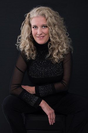 Angela-2017-clr (66)