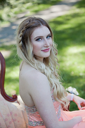 Genevieve-Grad-2016 (22)